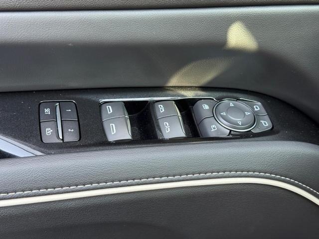 2023 Cadillac Escalade Vehicle Photo in COLUMBIA, MO 65203-3903