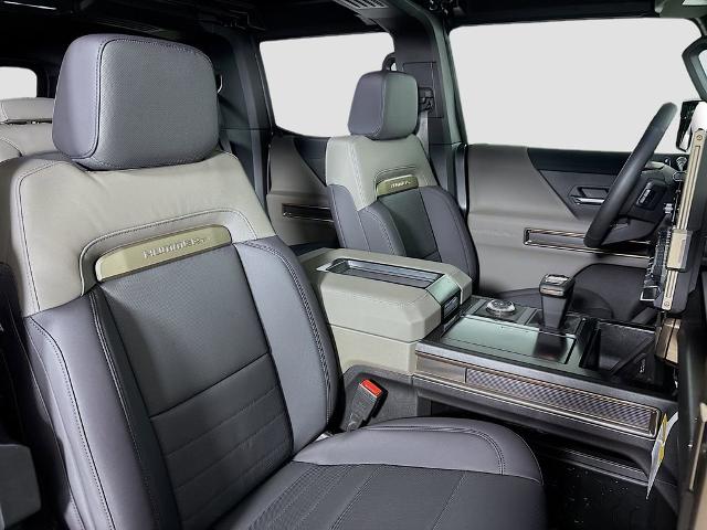 2025 GMC HUMMER EV SUV Vehicle Photo in PUYALLUP, WA 98371-4149