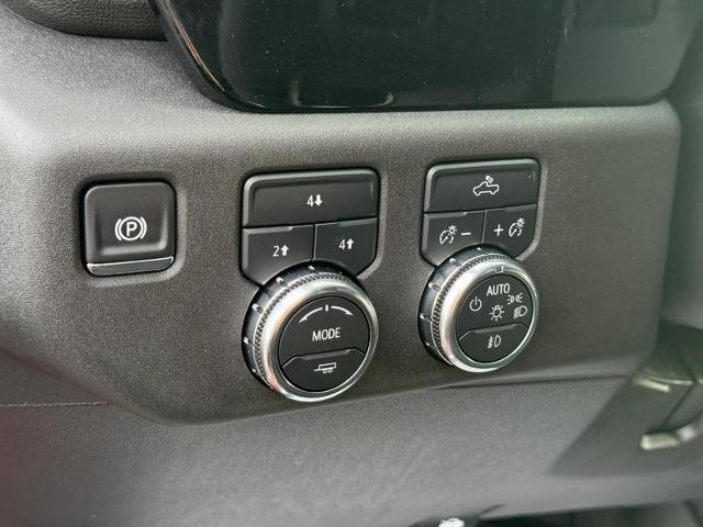 2025 GMC Sierra 2500 HD Vehicle Photo in COLUMBIA, MO 65203-3903