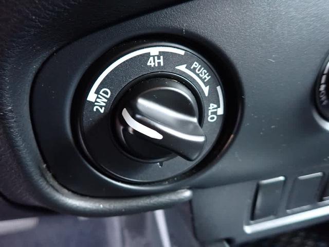 2022 Nissan Frontier Vehicle Photo in ZELIENOPLE, PA 16063-2910