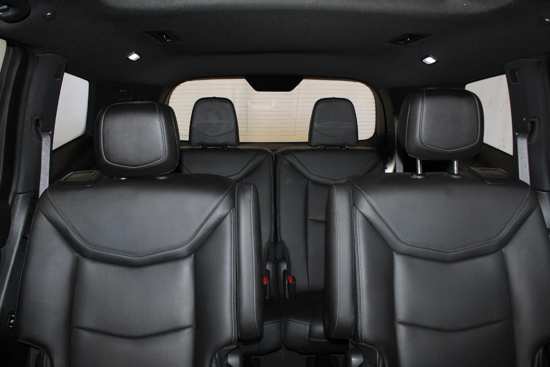 2022 Cadillac XT6 Vehicle Photo in NORTHAMPTON, MA 01060-1120