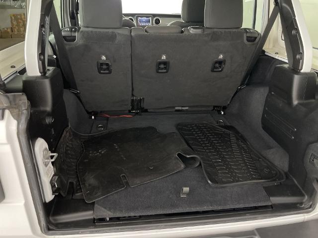 2019 Jeep Wrangler Unlimited Vehicle Photo in GILBERT, AZ 85297-0402