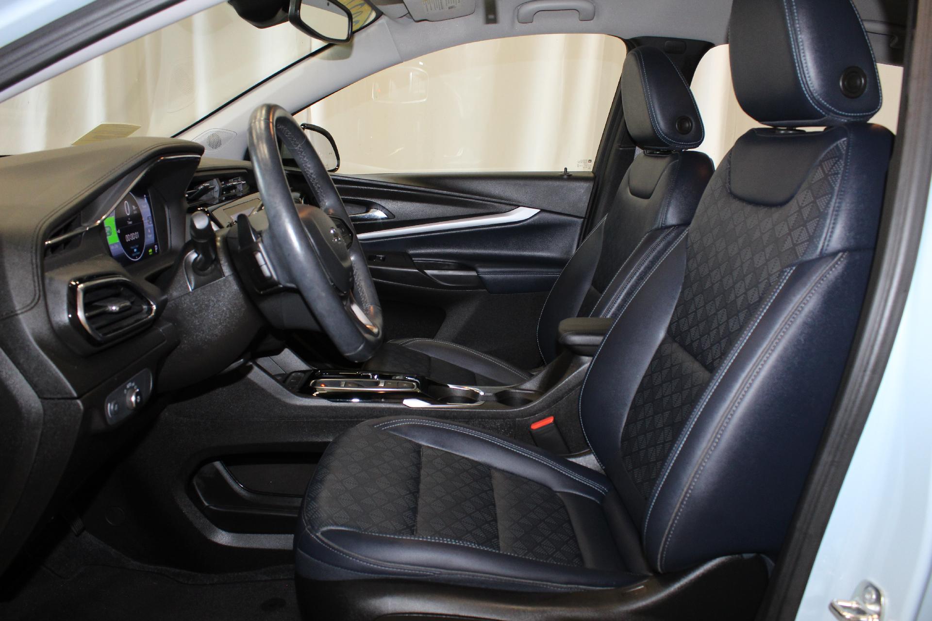2022 Chevrolet Bolt EUV Vehicle Photo in NORTHAMPTON, MA 01060-1120