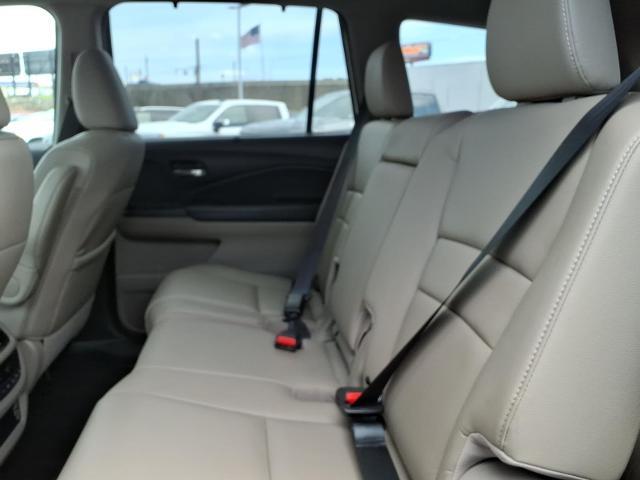 2019 Honda Pilot EX-L AWD - 8