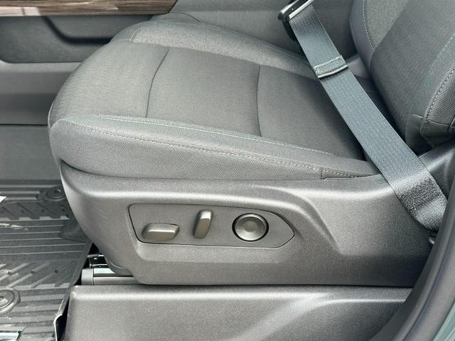 2025 Chevrolet Silverado 2500 HD Vehicle Photo in COLUMBIA, MO 65203-3903