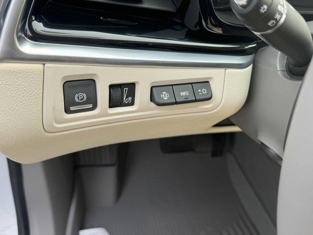 2025 Cadillac XT6 Vehicle Photo in LEOMINSTER, MA 01453-2952
