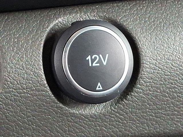 2023 Ford Transit Cargo Van Vehicle Photo in DANBURY, CT 06810-5034