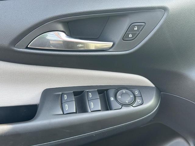 2026 Buick Envista Vehicle Photo in COLUMBIA, MO 65203-3903
