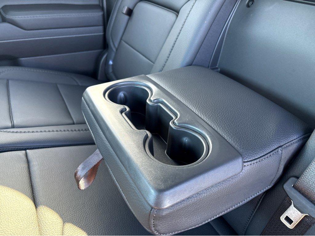 2025 GMC Sierra 1500 Vehicle Photo in SAVANNAH, GA 31406-4513