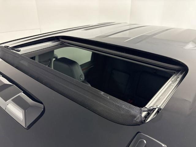 2025 GMC Sierra 2500 HD Vehicle Photo in PUYALLUP, WA 98371-4149