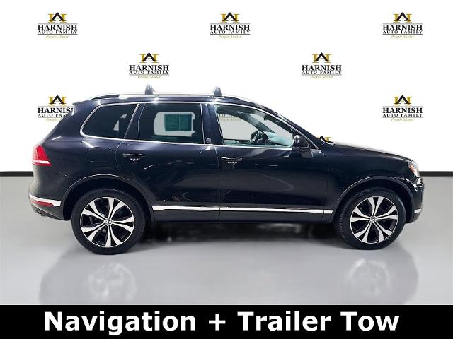 2017 Volkswagen Touareg Vehicle Photo in EVERETT, WA 98203-5662
