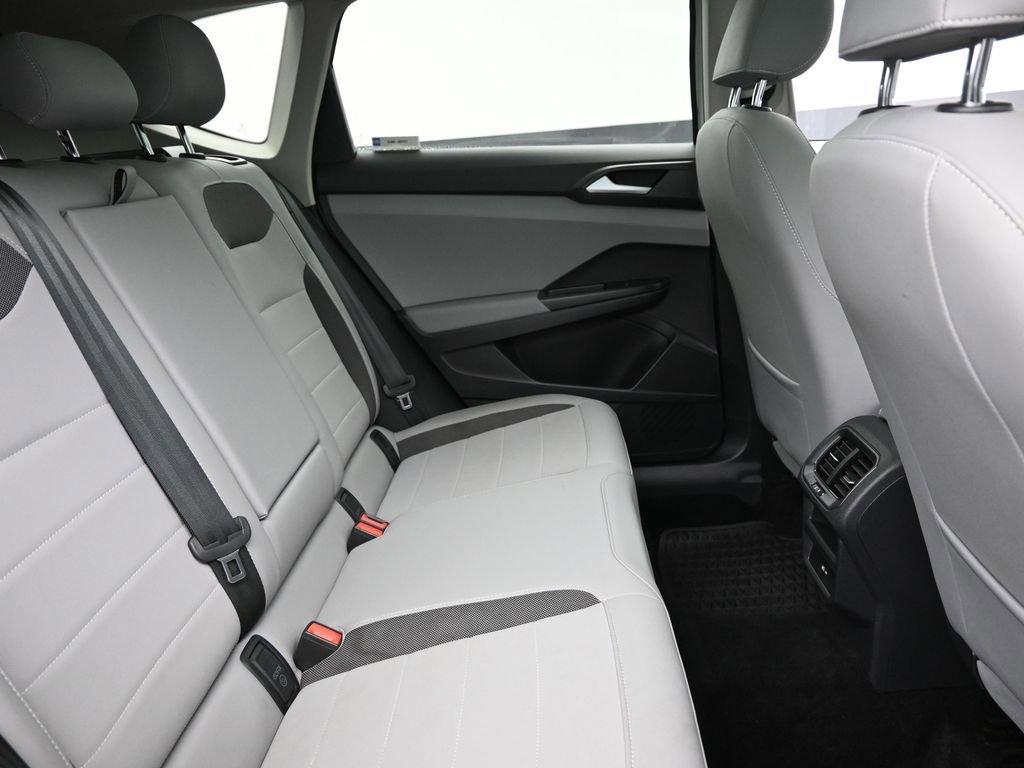 2022 Volkswagen Taos Vehicle Photo in Marion, IA 52302