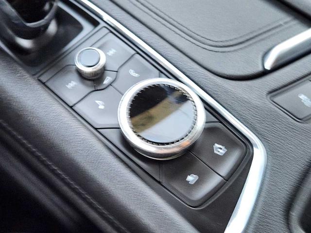 2021 Cadillac XT6 Vehicle Photo in DENTON, TX 76210-9321