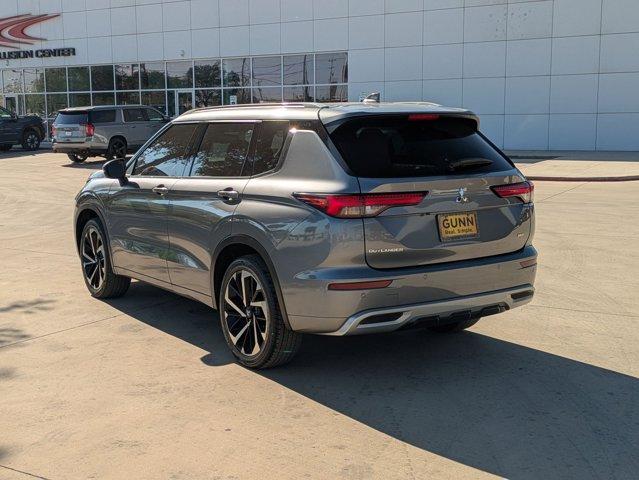 2022 Mitsubishi Outlander Vehicle Photo in SELMA, TX 78154-1460