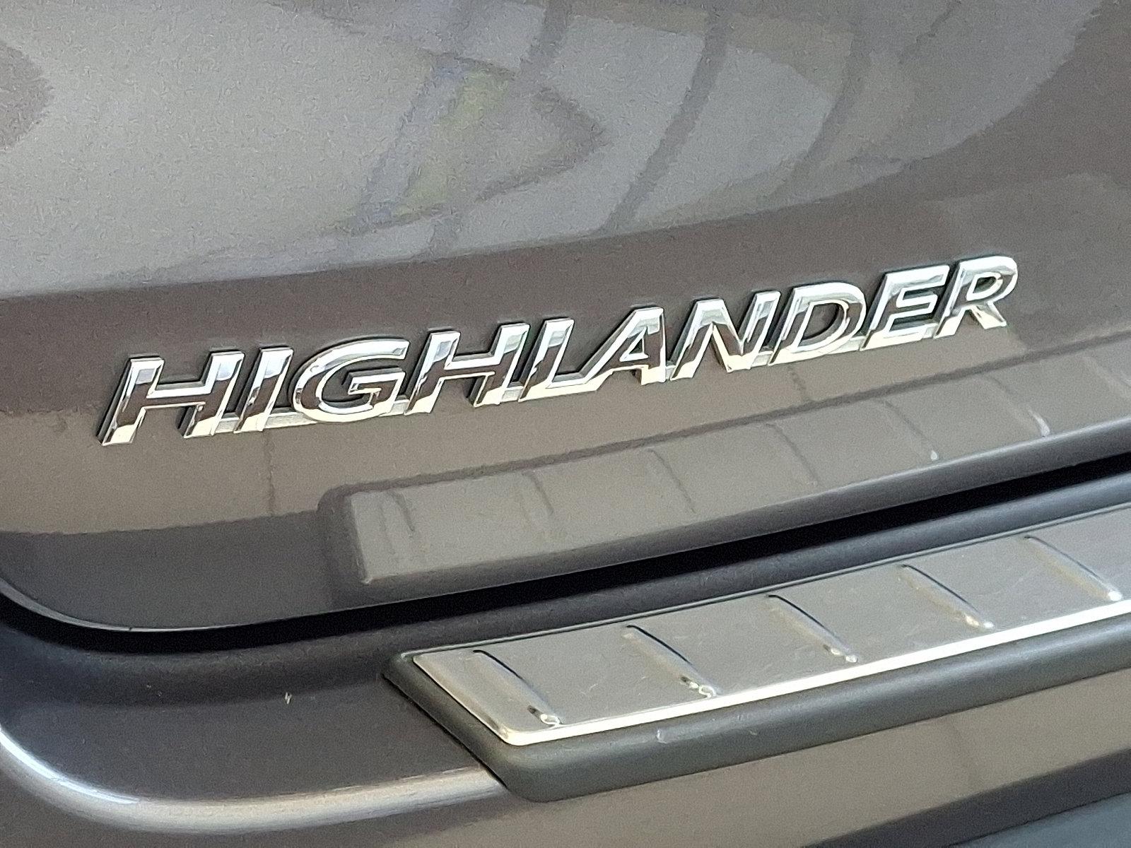 2016 Toyota Highlander Vehicle Photo in Lancaster, PA 17601