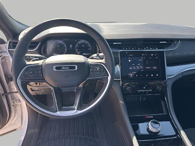 2023 Jeep Grand Cherokee L Vehicle Photo in MANITOWOC, WI 54220-5838