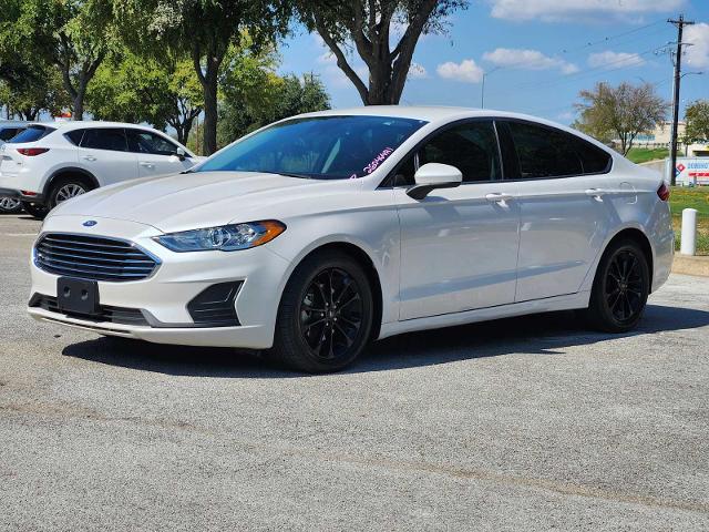 2020 Ford Fusion Vehicle Photo in DENTON, TX 76210-9321