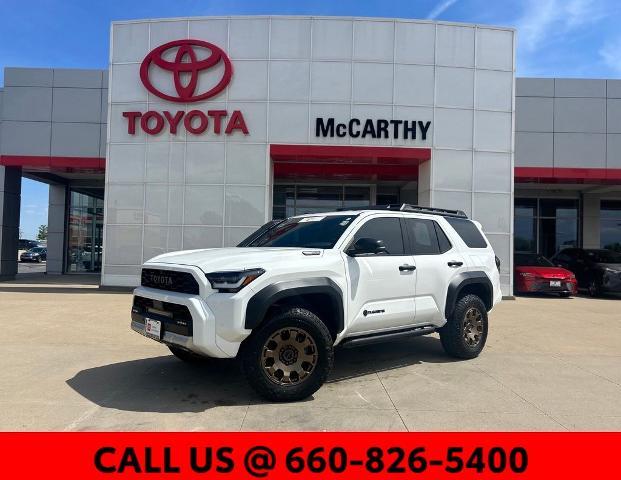 2025 Toyota 4Runner Vehicle Photo in Sedalia, MO 65301