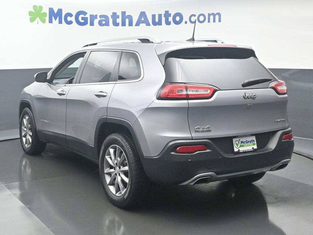 2018 Jeep Cherokee Vehicle Photo in Cedar Rapids, IA 52402