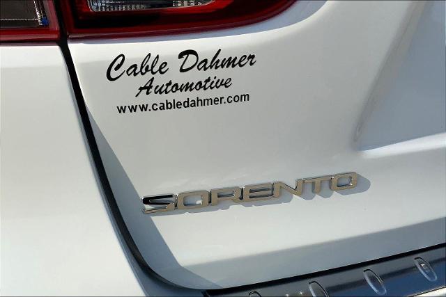 2019 Kia Sorento Vehicle Photo in TOPEKA, KS 66609-0000