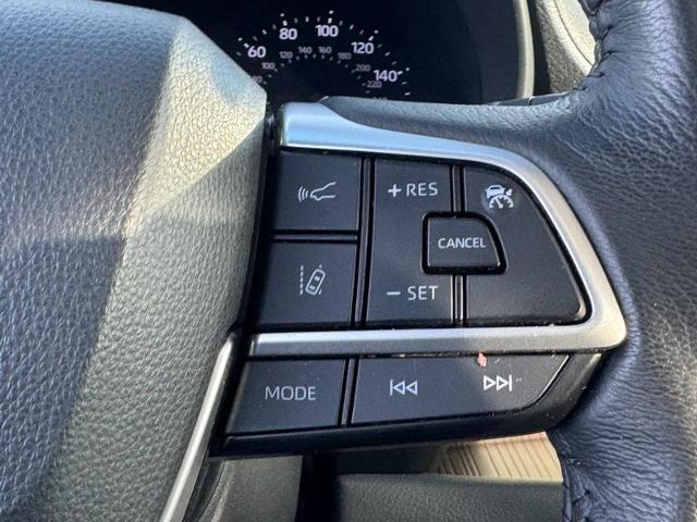 2021 Toyota Sienna Vehicle Photo in COLUMBIA, MO 65203-3903