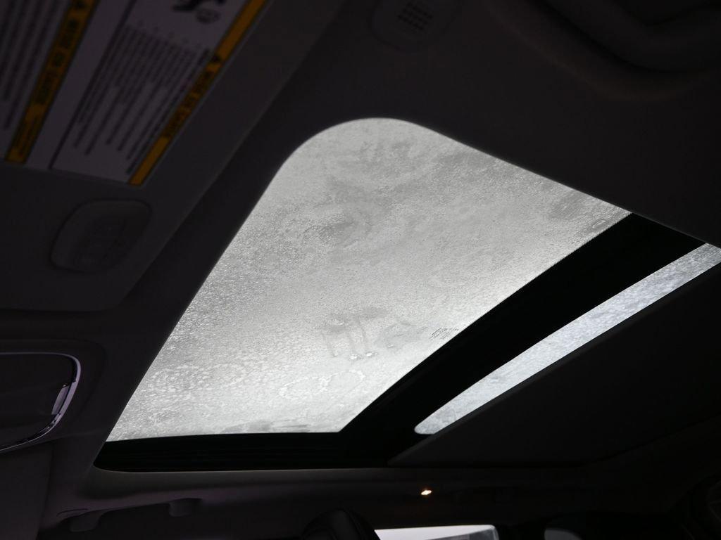 2021 Jeep Cherokee Vehicle Photo in Cedar Rapids, IA 52402