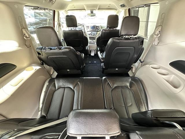 2019 Chrysler Pacifica Vehicle Photo in Tucson, AZ 85712
