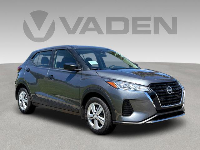 2025 Nissan Kicks Play Vehicle Photo in Hinesville, GA 31313