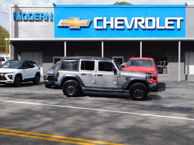2018 Jeep Wrangler Unlimited Vehicle Photo in HONAKER, VA 24260-0000