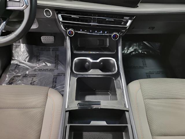 2025 Chevrolet Traverse Vehicle Photo in MANITOWOC, WI 54220-5838