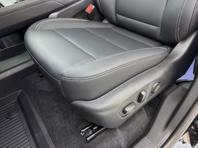 2025 GMC Acadia Vehicle Photo in PUYALLUP, WA 98371-4149