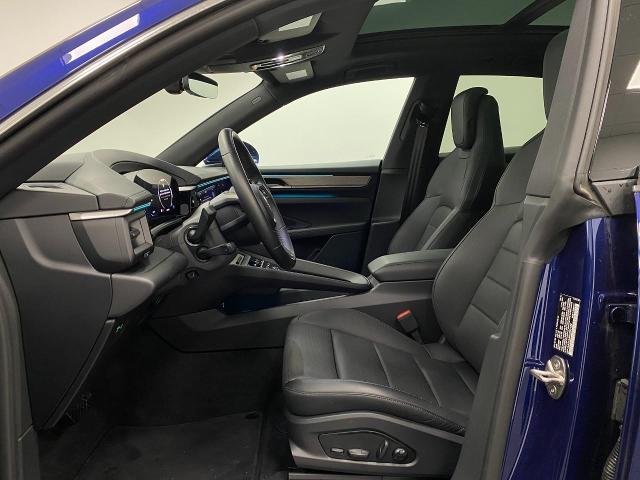 2024 Porsche Macan Vehicle Photo in Appleton, WI 54913