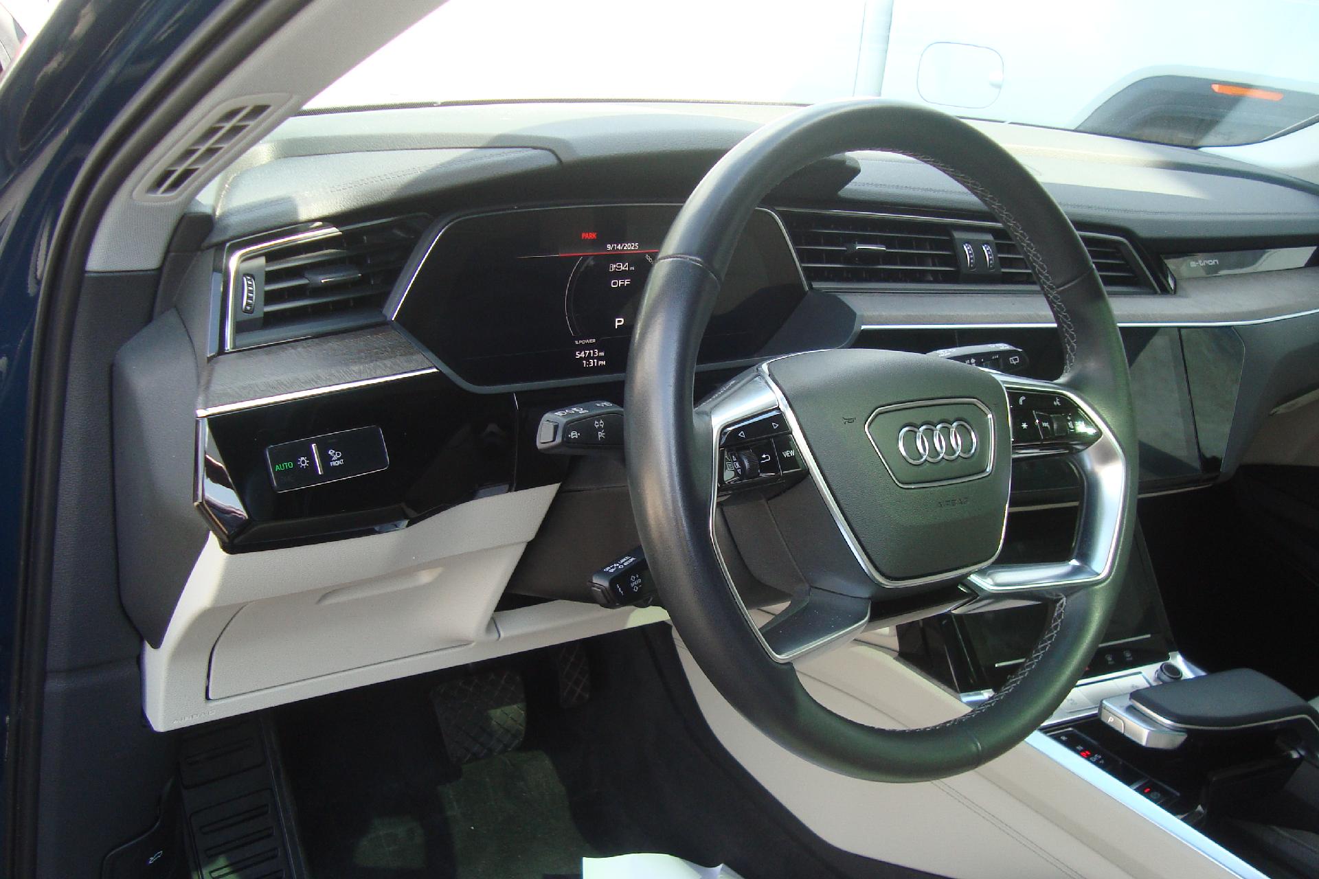 2022 Audi e-tron Vehicle Photo in PORTSMOUTH, NH 03801-4196