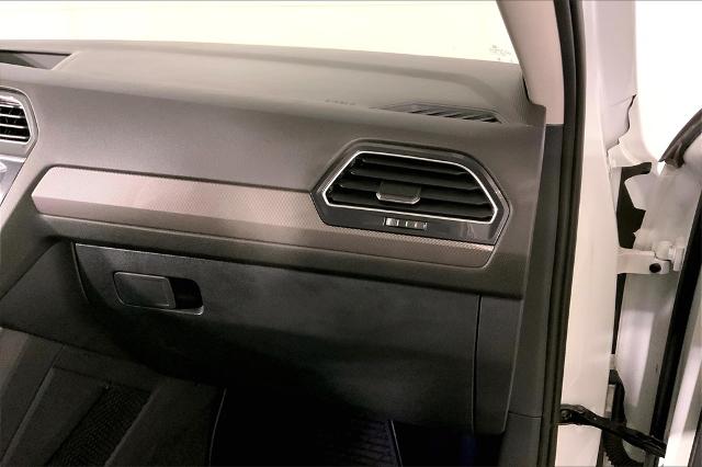 2023 Volkswagen Tiguan Vehicle Photo in Lees Summit, MO 64086