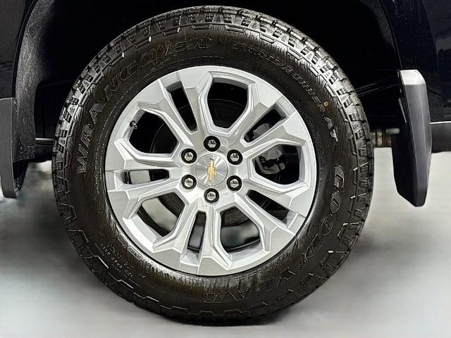 2025 Chevrolet Silverado 1500 Vehicle Photo in PUYALLUP, WA 98371-4149