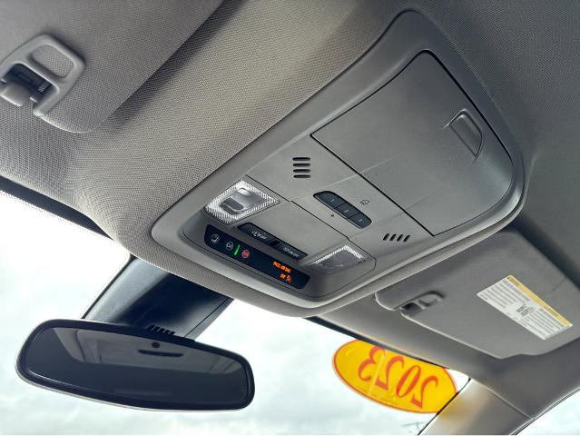 2023 GMC Acadia Vehicle Photo in BEAUFORT, SC 29906-4218