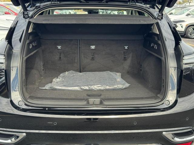 2023 Buick Envision Vehicle Photo in COLUMBIA, MO 65203-3903