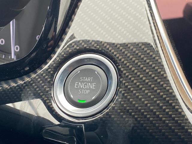 2025 Cadillac XT6 Vehicle Photo in Denton, TX 76205