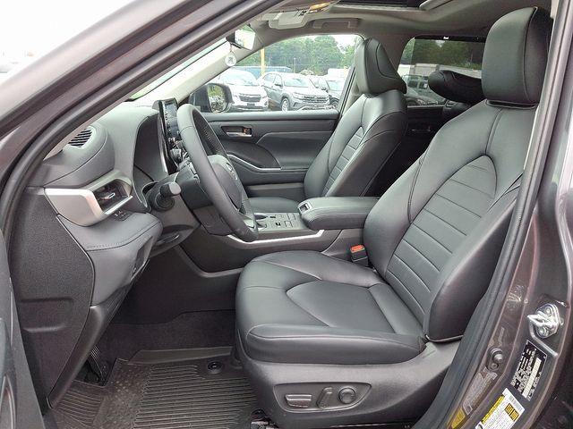 2022 Toyota Highlander Vehicle Photo in DANBURY, CT 06810-5034