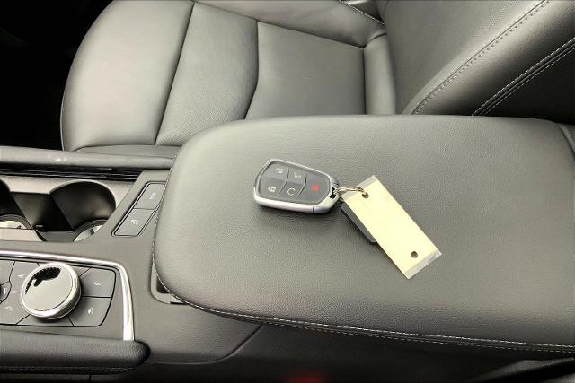 2025 Cadillac XT6 Vehicle Photo in TOPEKA, KS 66609-0000