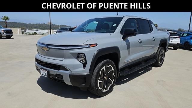 2025 Chevrolet Silverado EV Vehicle Photo in CITY OF INDUSTRY, CA 91748-1512