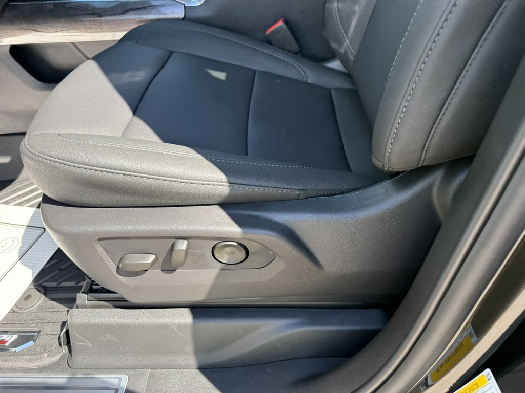 2026 Chevrolet Silverado 1500 photo 13 of 22