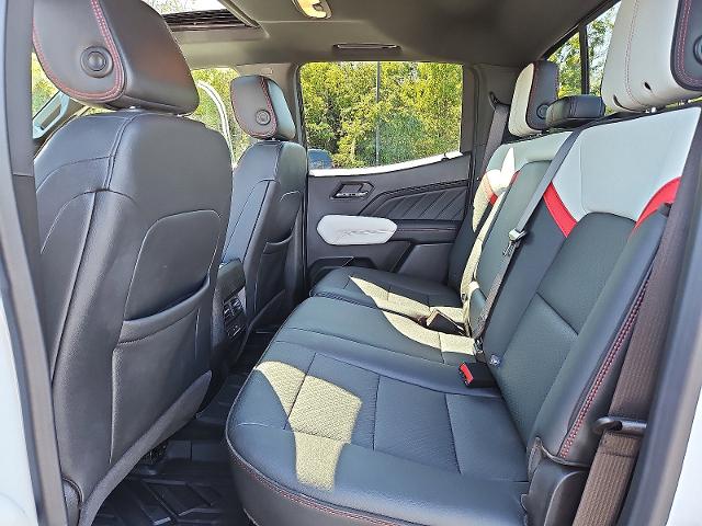 2024 GMC Canyon Vehicle Photo in TREVOSE, PA 19053-4984