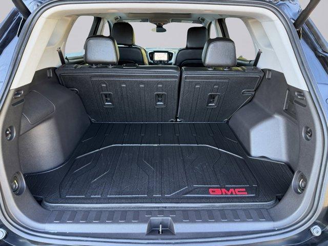 2024 GMC Terrain Vehicle Photo in LEOMINSTER, MA 01453-2952