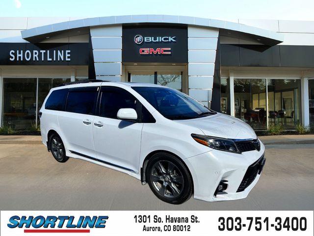 2018 Toyota Sienna Vehicle Photo in AURORA, CO 80012-4011