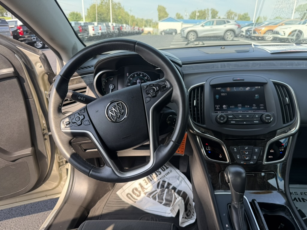 2016 Buick LaCrosse photo 19 of 34
