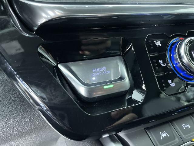2025 GMC Sierra 1500 Vehicle Photo in GILBERT, AZ 85297-0402