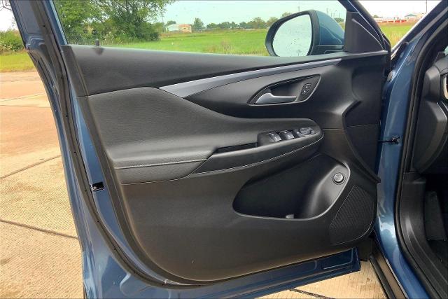 2024 Buick Envista Vehicle Photo in TOPEKA, KS 66609-0000