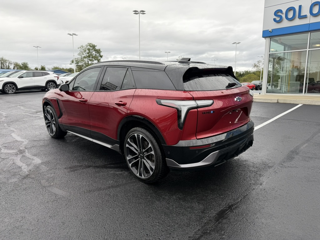 2025 Chevrolet Blazer EV photo 4 of 36