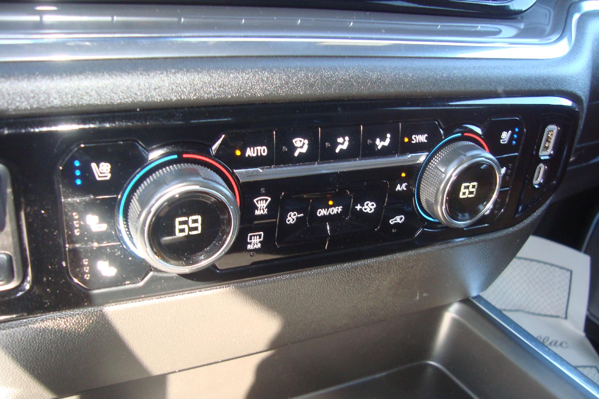 2024 Chevrolet Silverado 3500 HD Vehicle Photo in PORTSMOUTH, NH 03801-4196